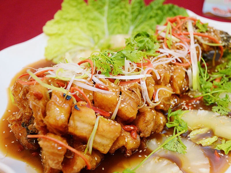 活魚料理一條街的第1張圖片
