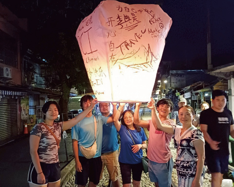 賓馳包車旅遊的客戶回饋圖片